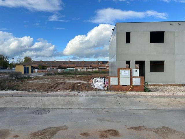 Terreno en venta en Alovera, Guadalajara