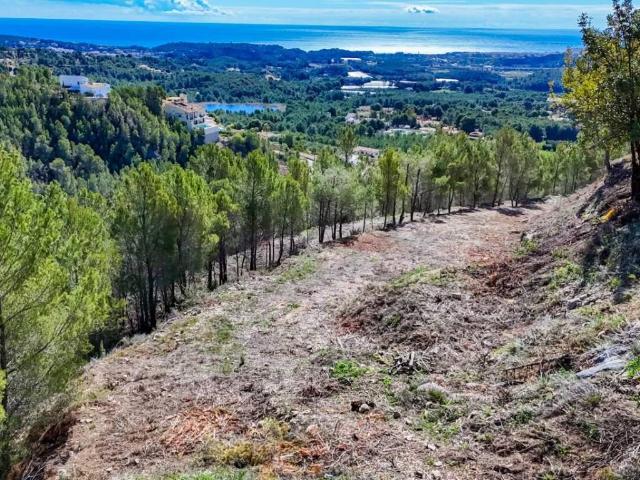 Terreno en venta en la Marina Baixa, Valencia