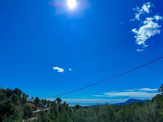Terreno en venta en la Marina Baixa, Valencia