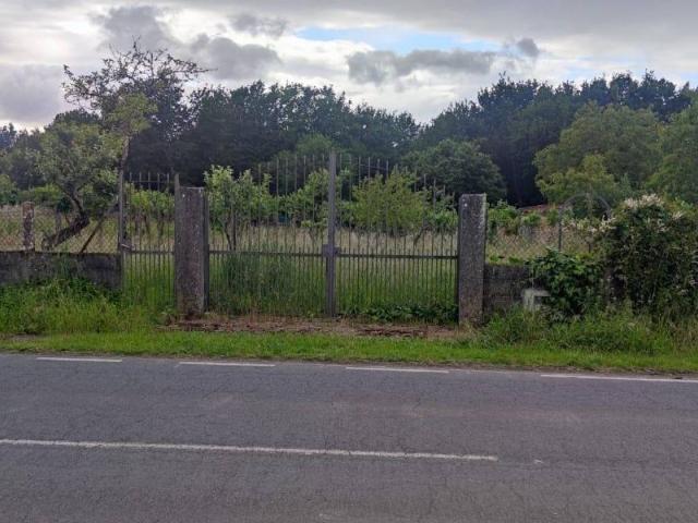 Terreno en venta en Ourense, Galicia
