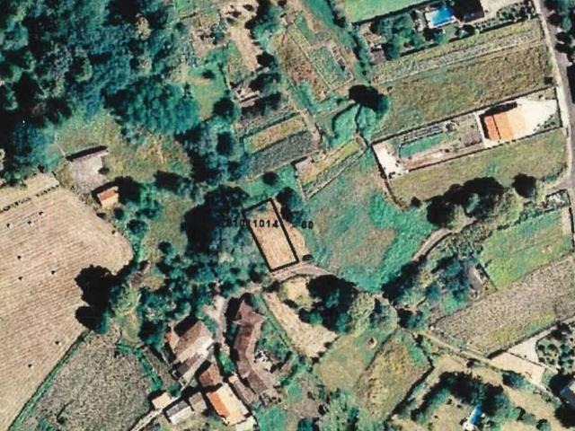 Terreno en venta en Amoeiro, Ourense