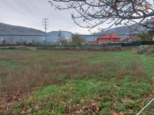 Terreno en venta en Arenas De Iguña, Cantabria