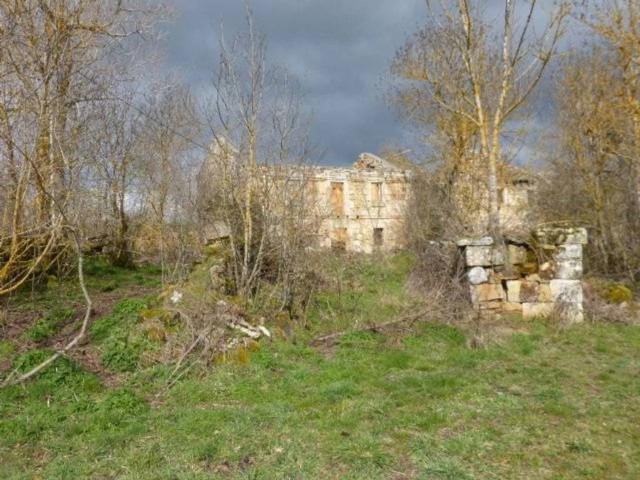 Terreno en venta en Arija, Castilla y León