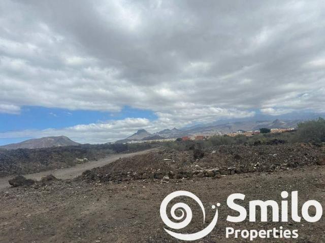 Terreno en venta en La Estrella, Arona