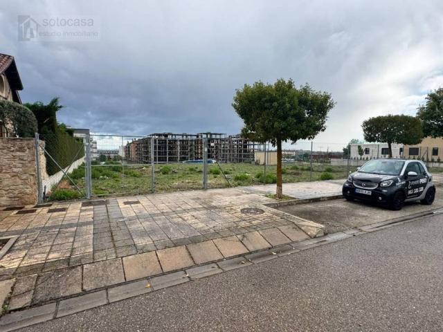 Terreno en venta en Arroyo De La Encomienda, Castilla y León