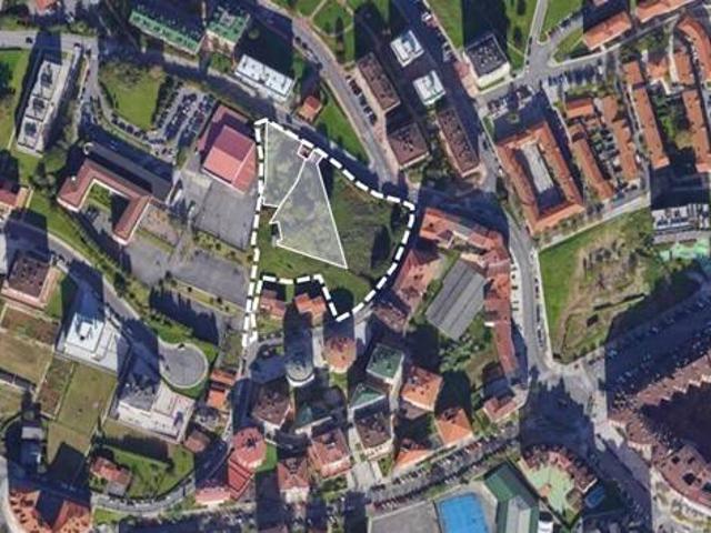 Terreno en venta en El Nodo, Avilés
