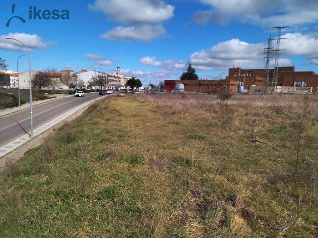 Terreno en venta en Azuaga, Extremadura
