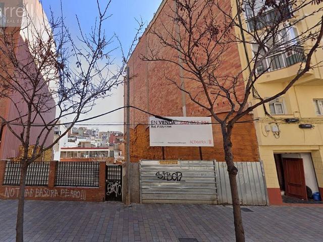 Terreno en venta en Badalona, La Salut - Lloreda