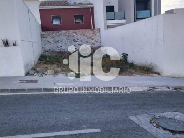 Terreno en venta en Baena, Andalucía
