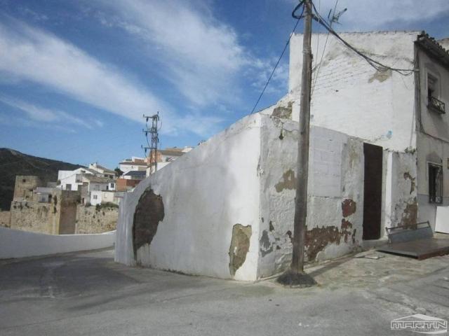 Terreno en venta en Baena, Andalucía