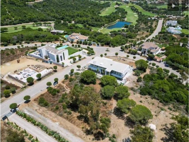 Terreno en venta en Baeza, Andalucía