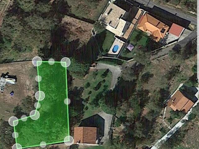 Terreno en venta en Barbadás, Ourense