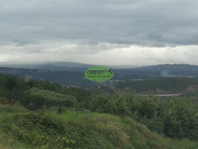 Terreno en venta en Barbadás, Ourense