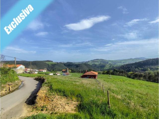 Terreno en venta en Bárcena de Cicero, Cantabria