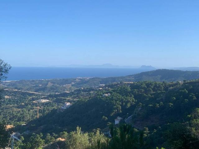 Terreno en venta en La Alquería-El Paraíso, Costa del Sol Occidental