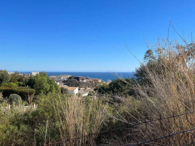 Terreno en venta en La Perla-Torremuelle, Costa del Sol Occidental