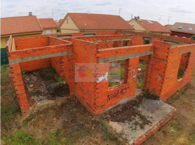 Terreno en venta en Benavides, Castilla y León