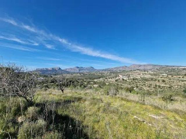 Terreno en venta en la Marina Alta, Valencia