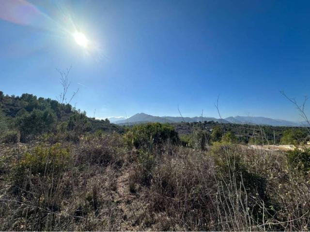 Terreno en venta en la Marina Alta, Valencia