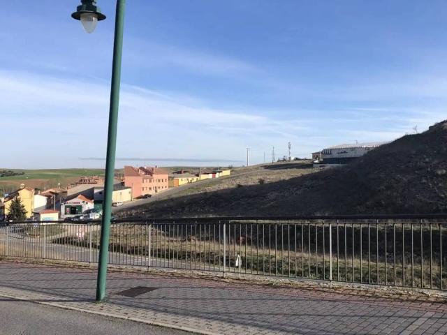 Terreno en venta en Bernuy De Porreros, Castilla y León