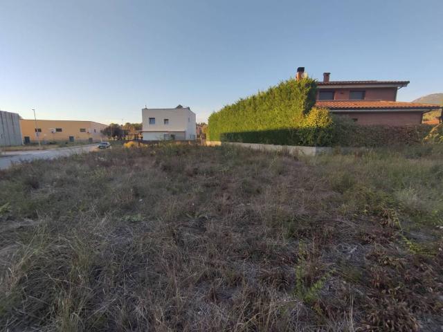 Terreno en venta en Garrotxa, Catalunya