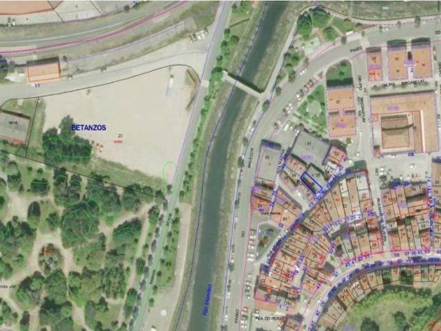 Terreno en venta en Betanzos, Galicia