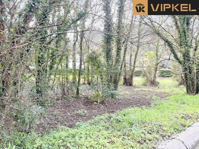 Terreno en venta en Betanzos