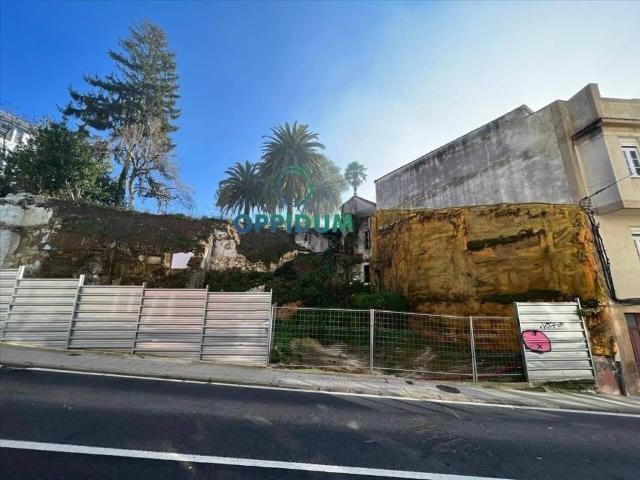 Terreno en venta en Betanzos, Galicia