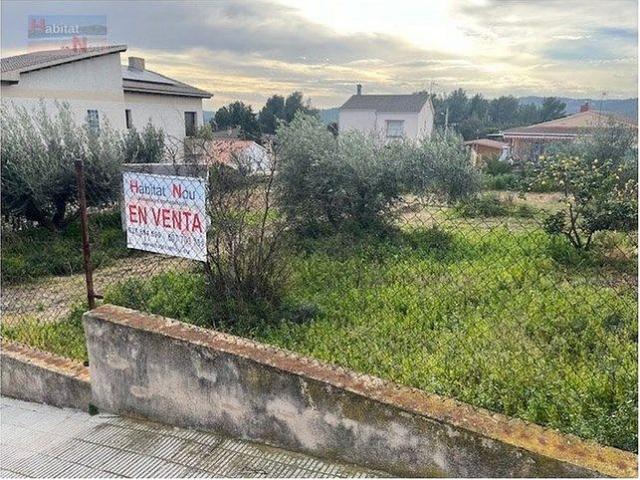 Terreno en venta en La Bisbal Del Penedès, el Priorat de la Bisbal