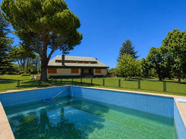 Terreno en venta en Boadilla Del Monte, Madrid