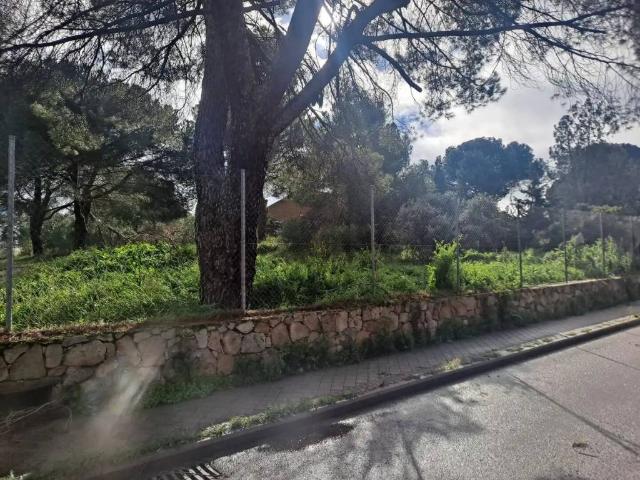 Terreno en venta en Boadilla Del Monte, Madrid