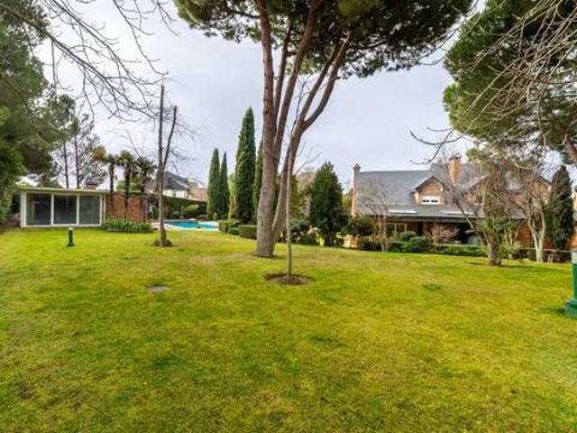 Terreno en venta en Boadilla Del Monte, Madrid