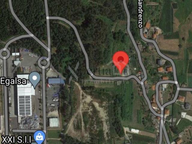 Terreno en venta en Boiro