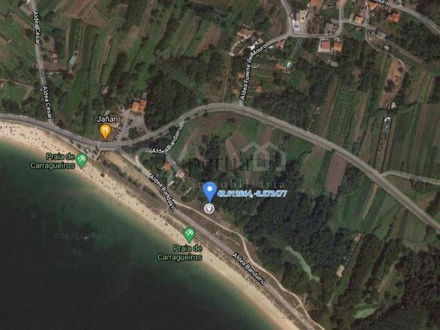 Terreno en venta en Boiro