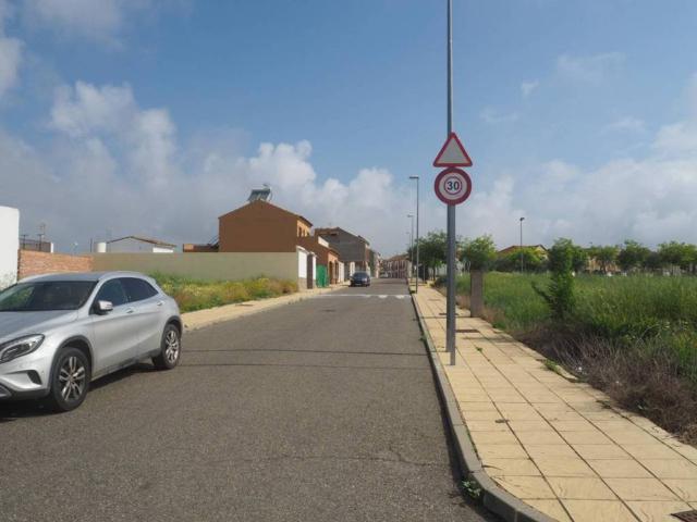 Terreno en venta en Burguillos, Sevilla