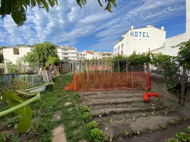 Terreno en venta en Alt Empordà, Catalunya