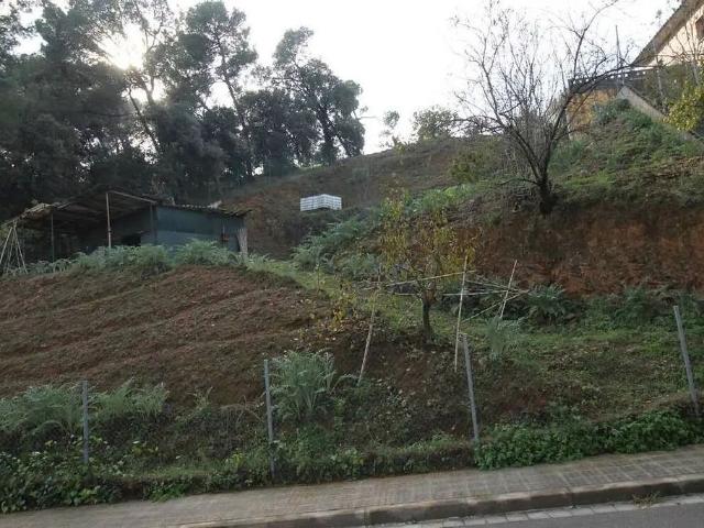 Terreno en venta en Montornès Centre, Vallès Oriental