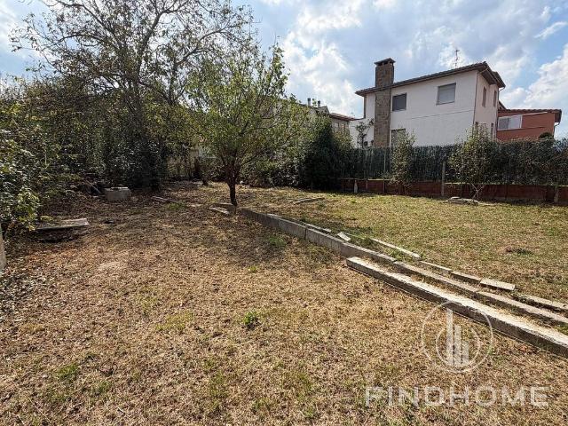 Terreno en venta en Garrotxa, Catalunya