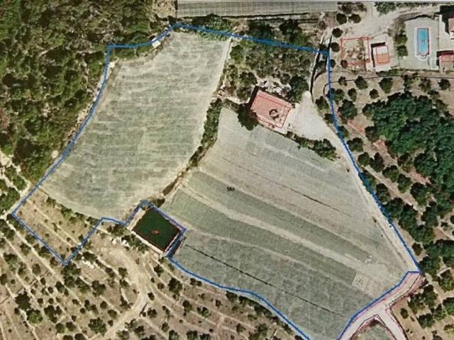 Terreno en venta en Callosa D'en Sarrià, Valencia