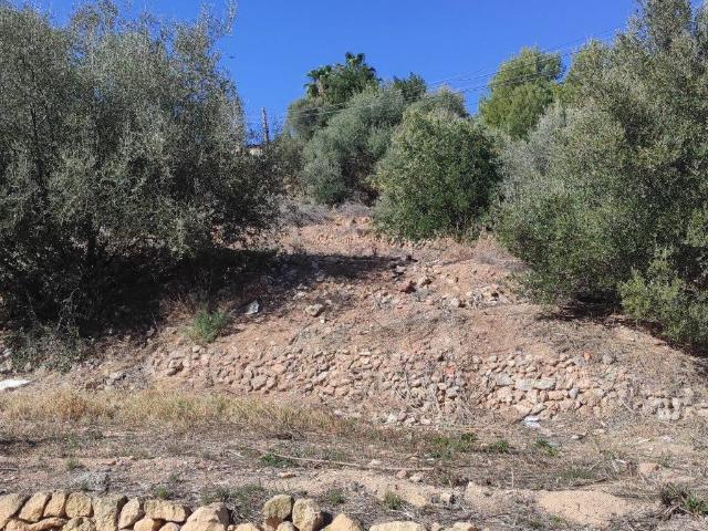 Terreno en venta en Callosa D'en Sarrià, Valencia