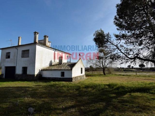 Terreno en venta en Calzada De Oropesa, Castilla-La Mancha