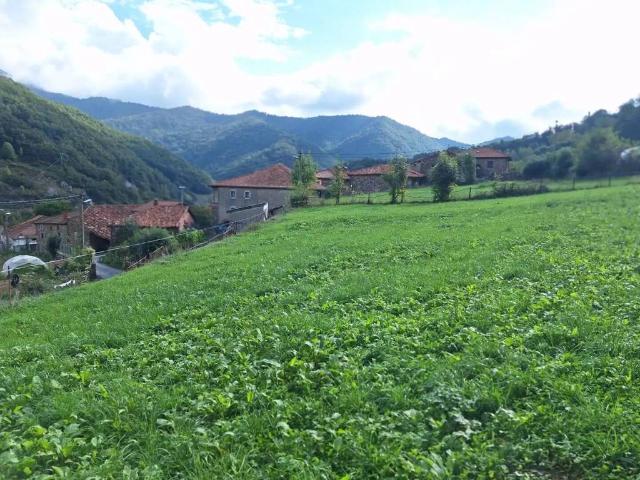 Terreno en venta en Camaleño, Cantabria