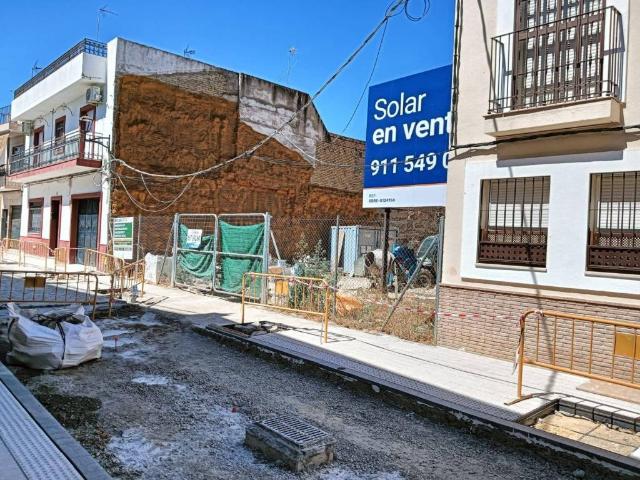 Terreno en venta en Camas, Andalucía