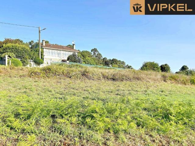 Terreno en venta en Cambre