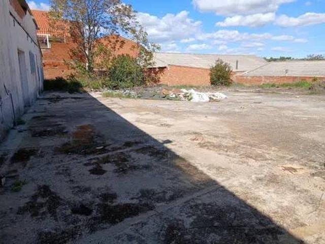 Terreno en venta en Campo Real, Madrid