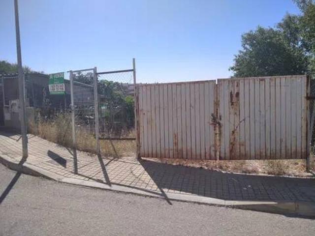 Terreno en venta en Campo Real, Madrid