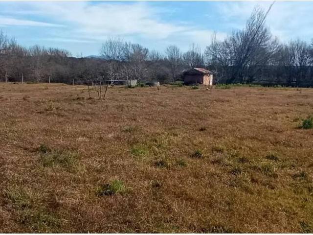 Terreno en venta en Candeleda, Castilla y León