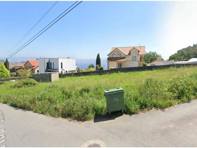 Terreno en venta en Darbo, O Morrazo