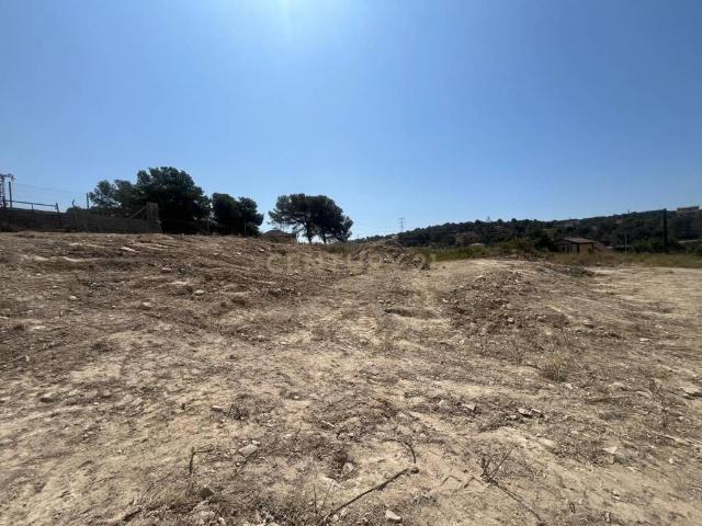 Terreno en venta en Canyelles