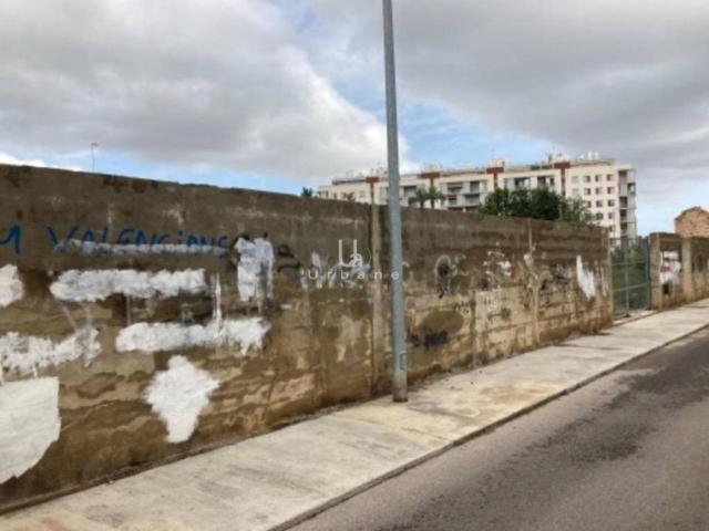 Terreno en venta en Carcaixent, València / Valencia